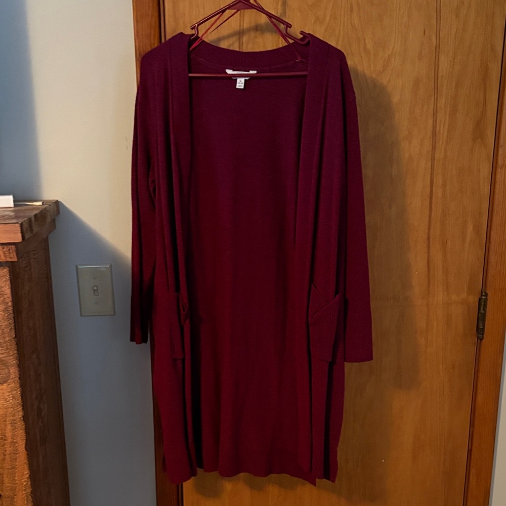 Time and Tru Deep Red Cardigan